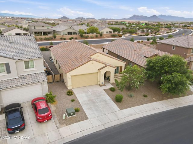 10818 W Claxton Drive, Marana, AZ 85653