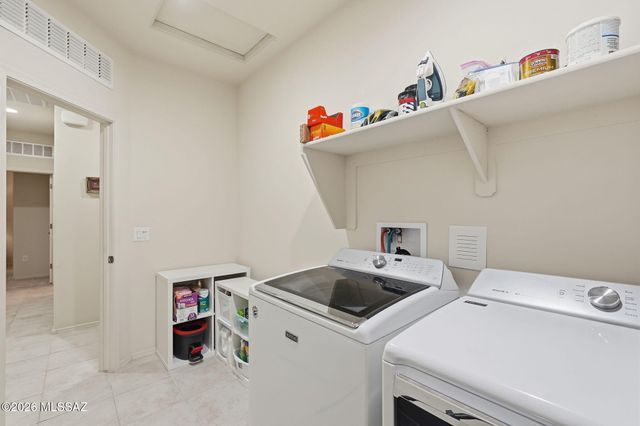10818 W Claxton Drive, Marana, AZ 85653