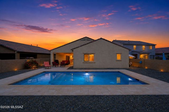 10818 W Claxton Drive, Marana, AZ 85653