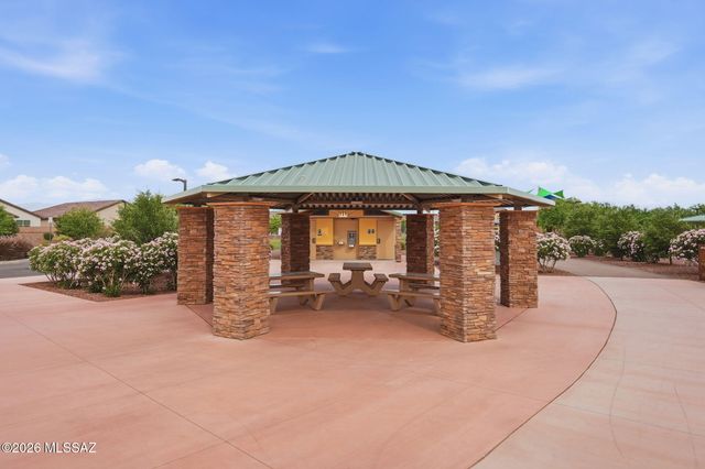 10818 W Claxton Drive, Marana, AZ 85653