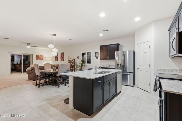 10818 W Claxton Drive, Marana, AZ 85653