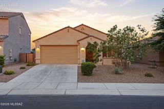 10818 W Claxton Drive, Marana, AZ 85653