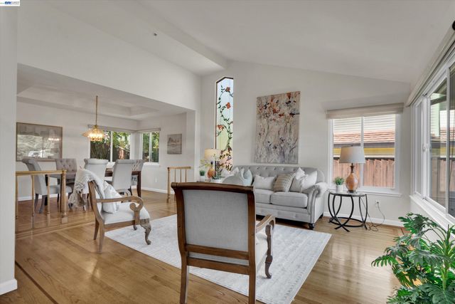 5805 San Carlos Way, Pleasanton, CA 94566
