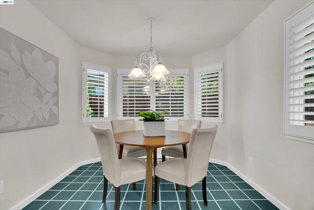 5805 San Carlos Way, Pleasanton, CA 94566