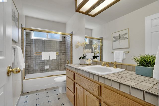 5805 San Carlos Way, Pleasanton, CA 94566