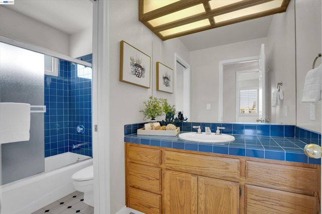 5805 San Carlos Way, Pleasanton, CA 94566