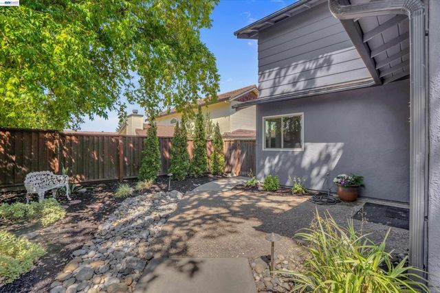 5805 San Carlos Way, Pleasanton, CA 94566