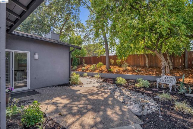 5805 San Carlos Way, Pleasanton, CA 94566