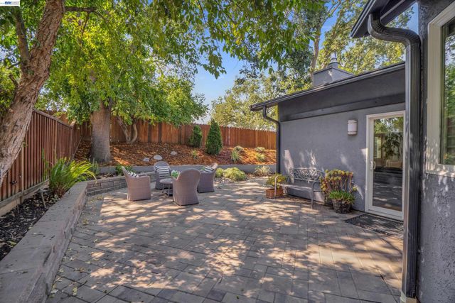 5805 San Carlos Way, Pleasanton, CA 94566