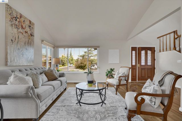 5805 San Carlos Way, Pleasanton, CA 94566