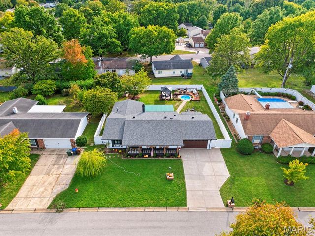 22 S Joyce Ellen Way, St Peters, MO 63376