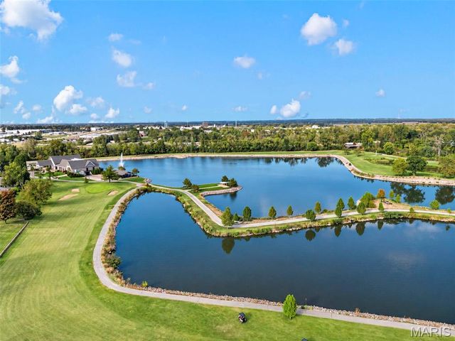 22 S Joyce Ellen Way, St Peters, MO 63376