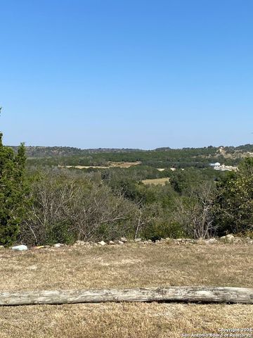 135 Feather Ridge Rd., Center Point, TX 78010