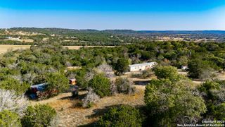 135 Feather Ridge Rd., Center Point, TX 78010