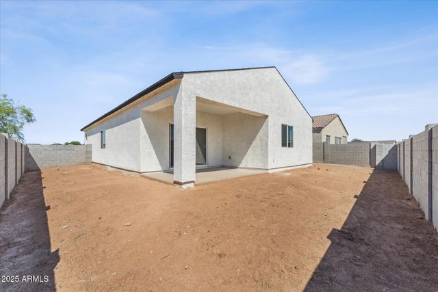 15081 S CAPISTRANO Road, Arizona City, AZ 85123