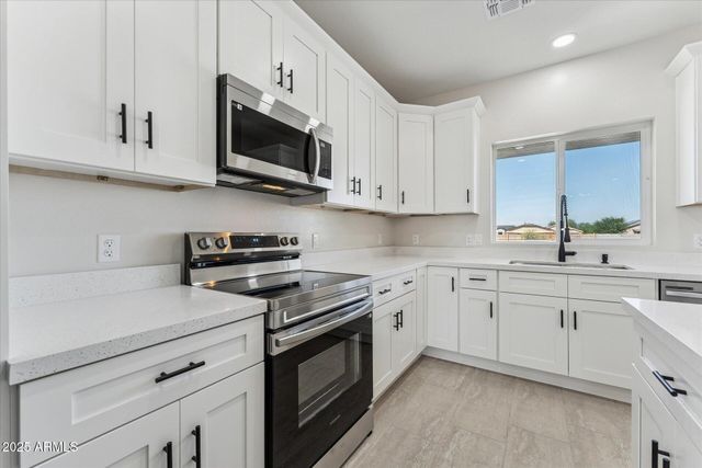 15081 S CAPISTRANO Road, Arizona City, AZ 85123