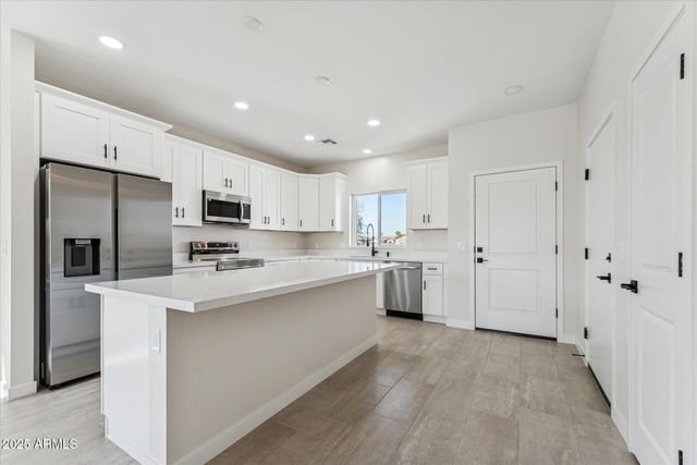 15081 S CAPISTRANO Road, Arizona City, AZ 85123