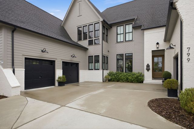799 Carsten St, Nashville, TN 37221