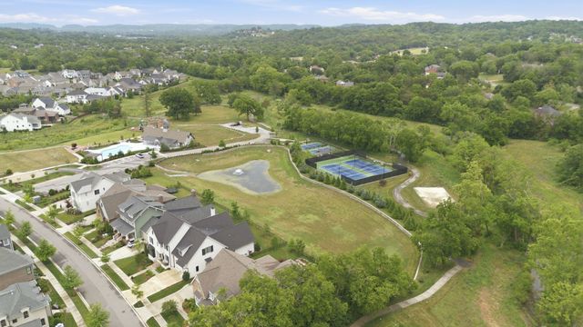 799 Carsten St, Nashville, TN 37221