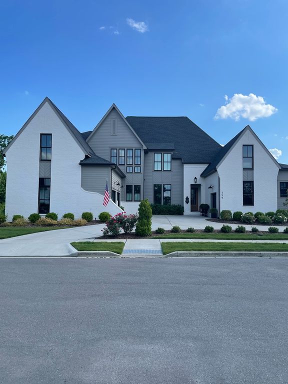 799 Carsten St, Nashville, TN 37221