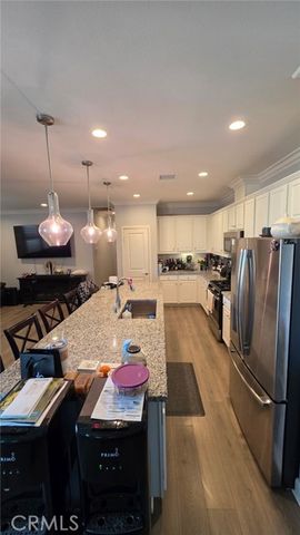 255 W Via Prado 60, Ontario, CA 91762