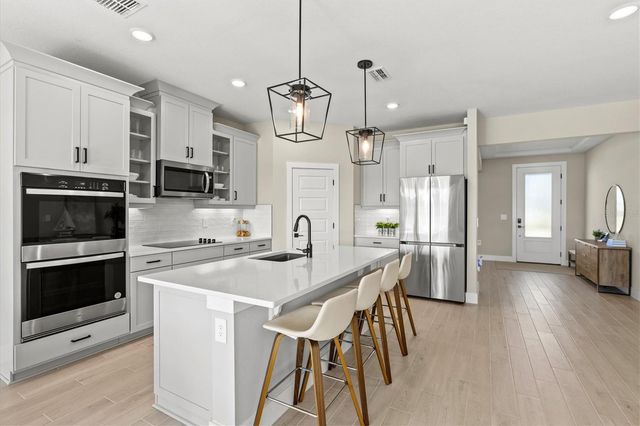 506 SUN CHASER DRIVE, Nokomis, FL 34275