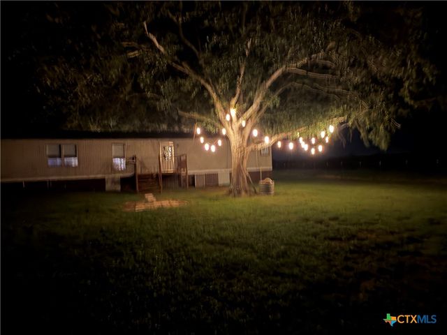 1635 County Road 409, Stockdale, TX 78160