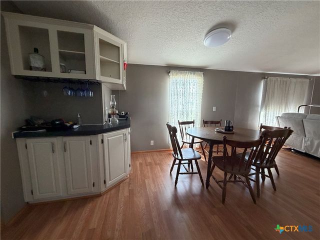 1635 County Road 409, Stockdale, TX 78160