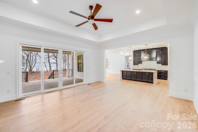 16207 Henry Lane, Huntersville, NC 28078