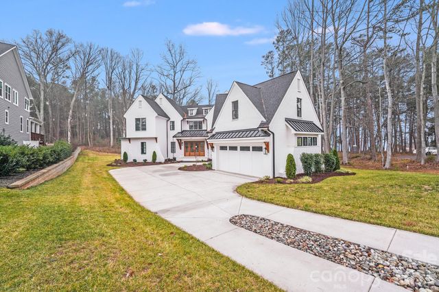 16207 Henry Lane, Huntersville, NC 28078