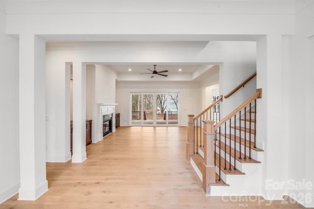 16207 Henry Lane, Huntersville, NC 28078