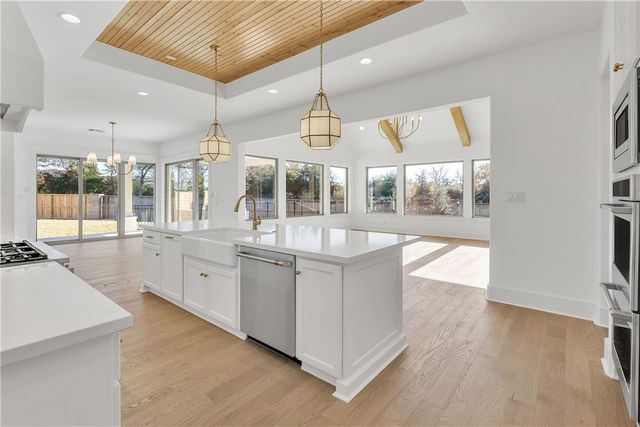 1706 Hidalgo Pass Court, College Station, TX 77845