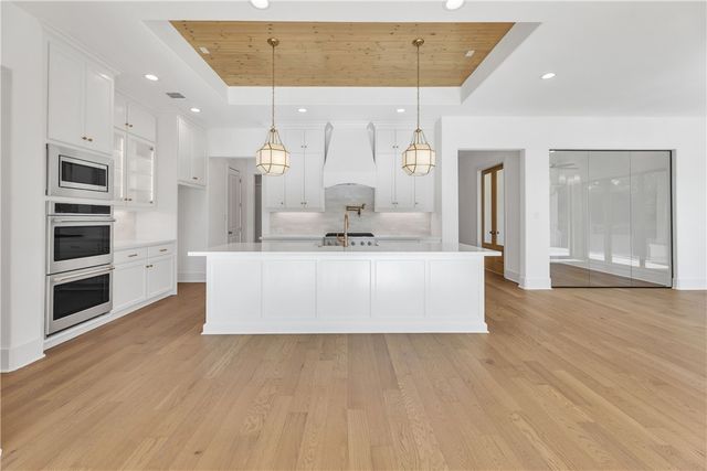 1706 Hidalgo Pass Court, College Station, TX 77845