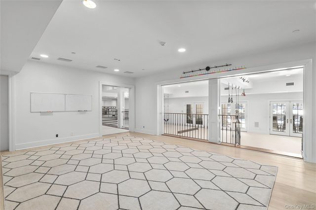 1 Laurelwood Court, Rye, NY 10580