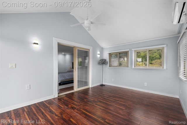 15461 Vincent Street, Clinton Charter Township, MI 48038