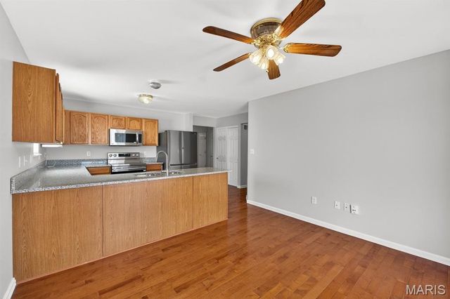 144 Carytown Lane, Florissant, MO 63034