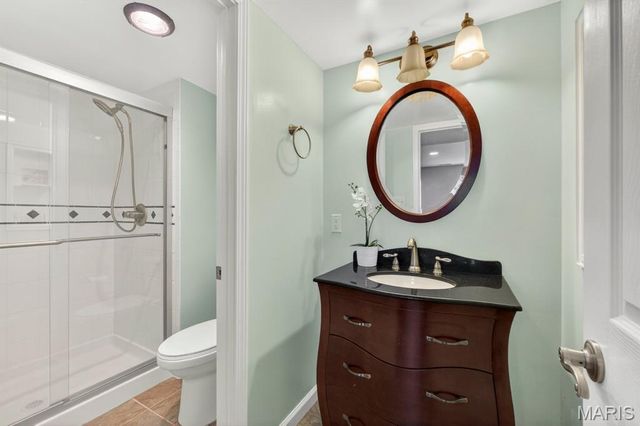 144 Carytown Lane, Florissant, MO 63034