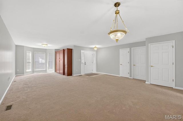 144 Carytown Lane, Florissant, MO 63034