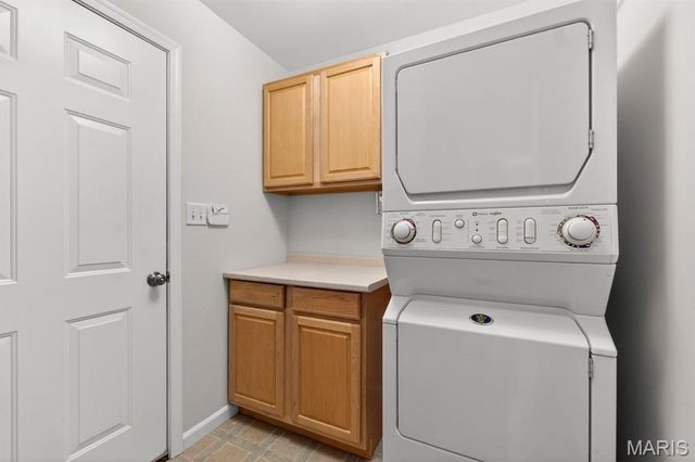 144 Carytown Lane, Florissant, MO 63034