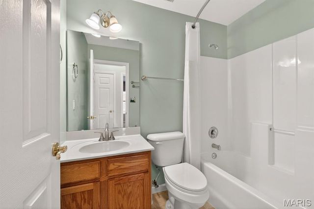 144 Carytown Lane, Florissant, MO 63034