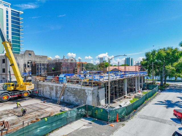 749 BURLINGTON AVENUE 200, St Petersburg, FL 33701