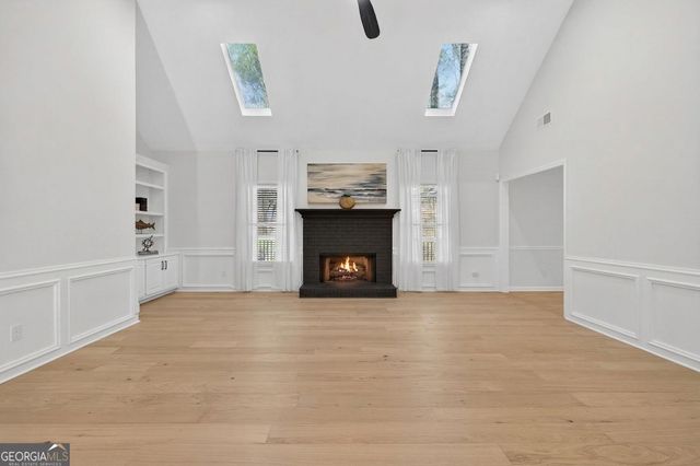 601 Cobblestone Lane, Stone Mountain, GA 30087