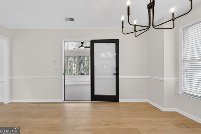 601 Cobblestone Lane, Stone Mountain, GA 30087