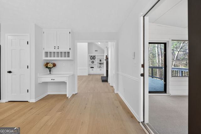 601 Cobblestone Lane, Stone Mountain, GA 30087