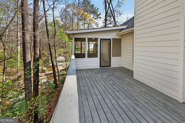 601 Cobblestone Lane, Stone Mountain, GA 30087