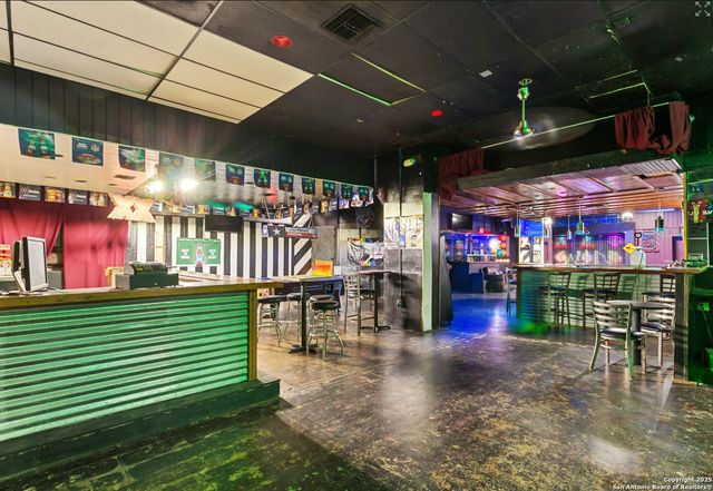 1812 Main, San Antonio, TX 78212