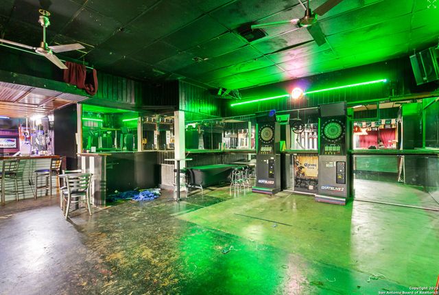 1812 Main, San Antonio, TX 78212