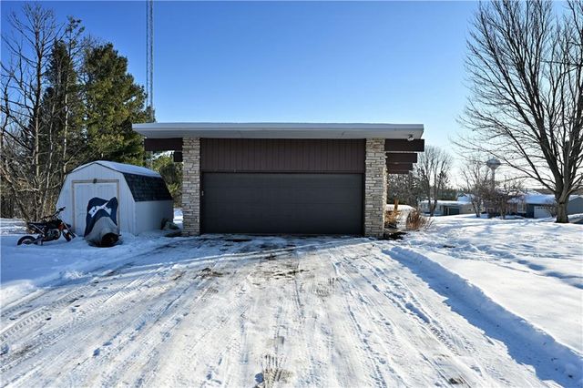 1735 Augusta Street, Rice Lake, WI 54868