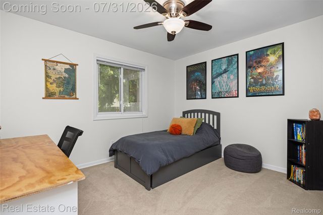 541 Curzon Road, Rochester Hills, MI 48307