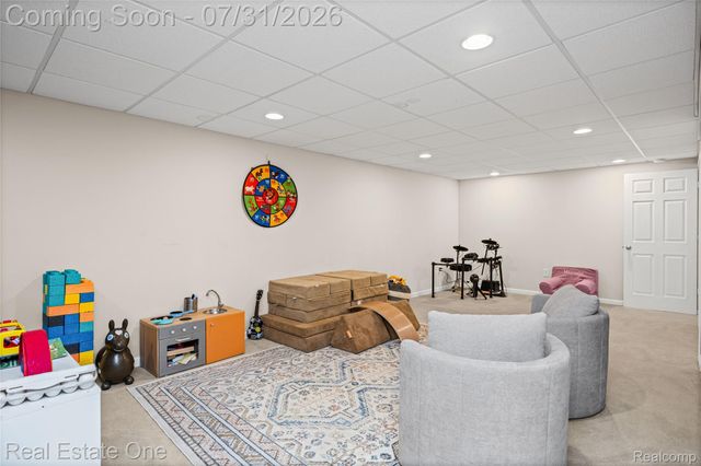 541 Curzon Road, Rochester Hills, MI 48307
